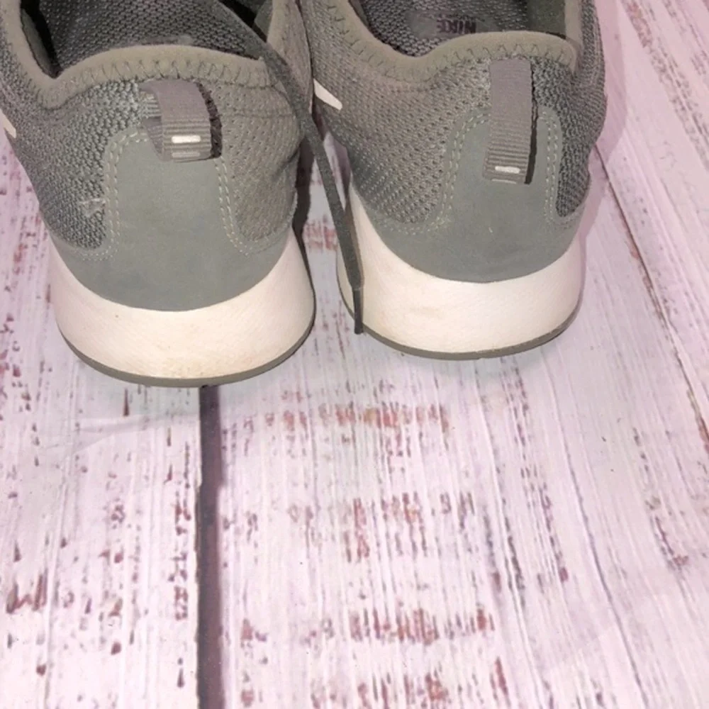 Nike dualtone racer sneakers size 7Y